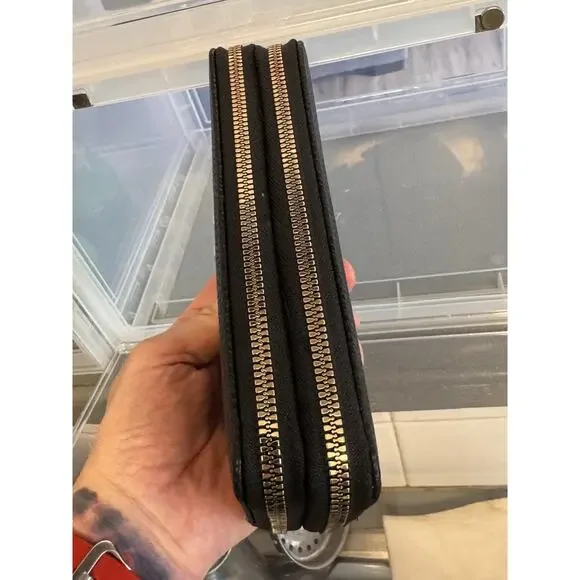 Halston Black Pebbled Leather Zip Around Continental Wallet Clutch Organizer - Picture 3 of 8